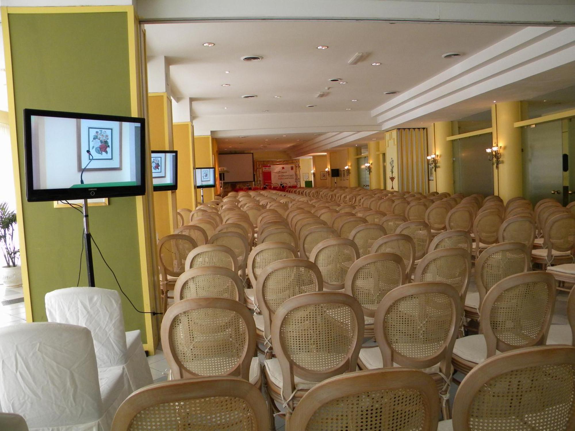 קסטלמרה די סטביה Hotel Dei Congressi מראה חיצוני תמונה