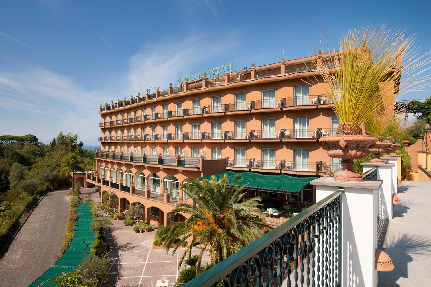 קסטלמרה די סטביה Hotel Dei Congressi מראה חיצוני תמונה